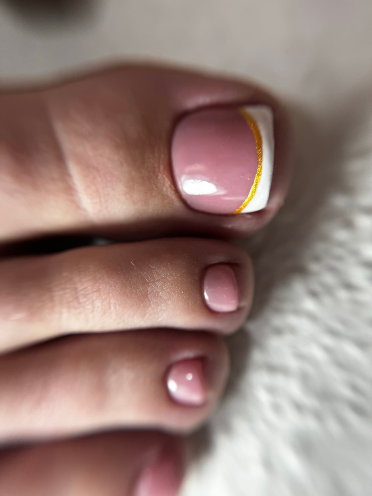 Pedichiură estetică
